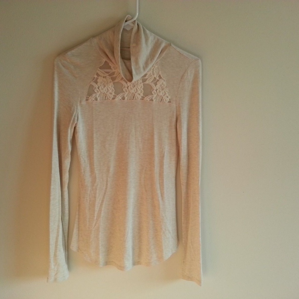 E by Eloise beige long sleeve turtleneck with lace